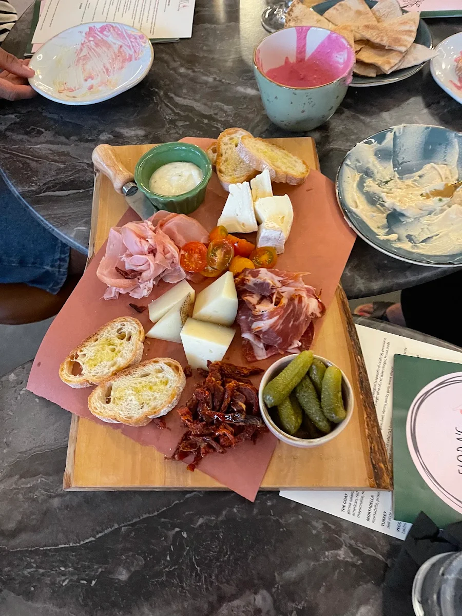 Cold Cut & Company