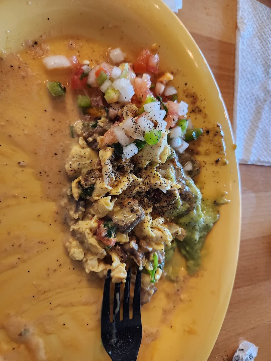 Brisket & Egg a La Mexicana