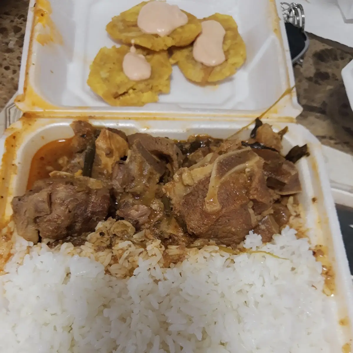 Arroz Blanco Y Chivo