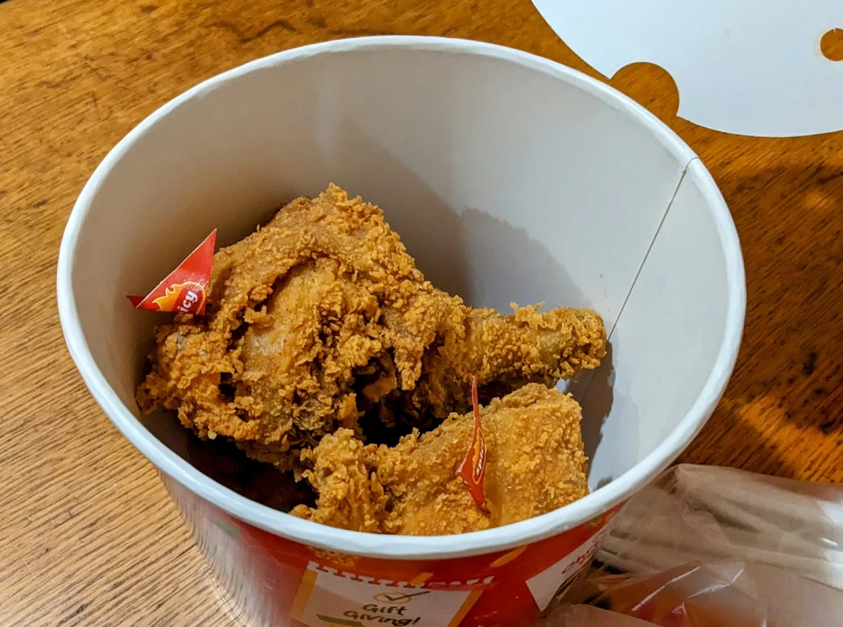 Jolly Spicy Chicken Bucket