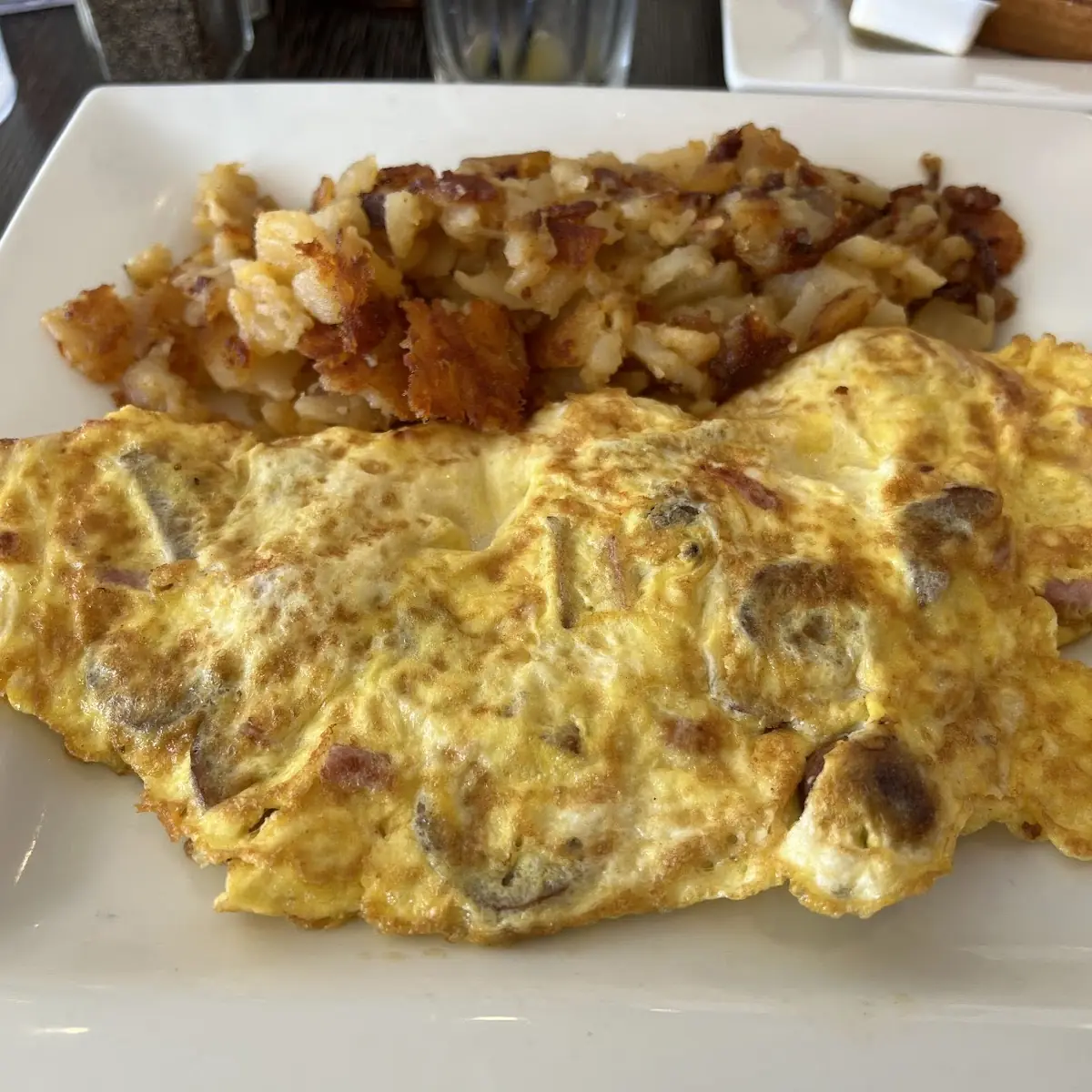 Meat Lover’S Omelette