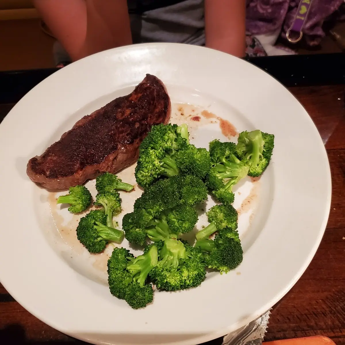 Kids Steak with Steamed Broccoli