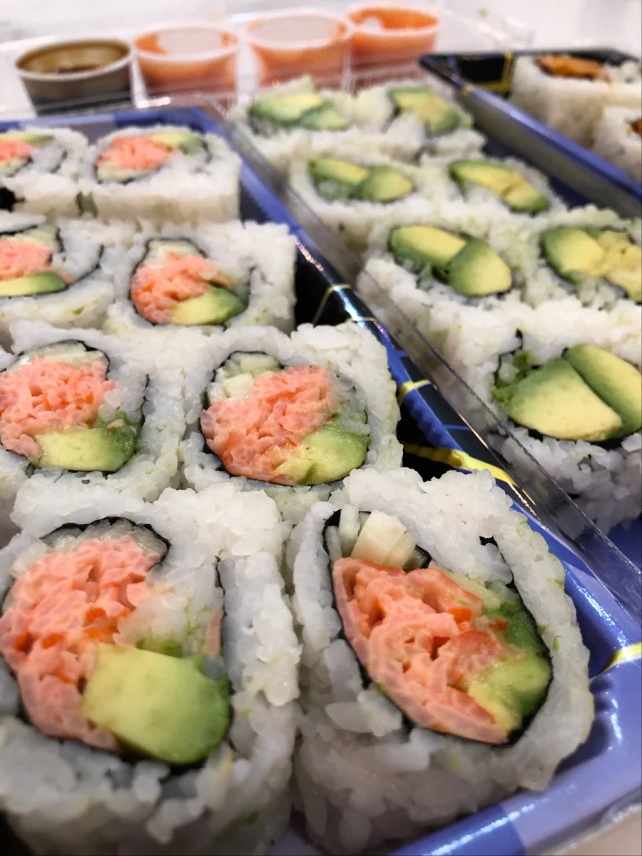 General TSO's Spicy Tuna Roll Sushi