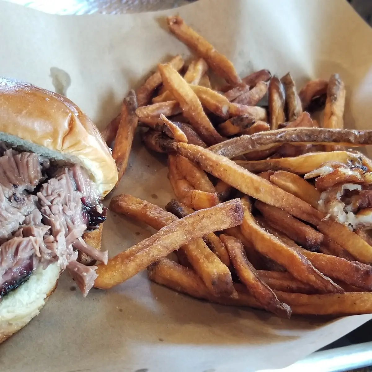 Pulled Chicken Sandwich Combo