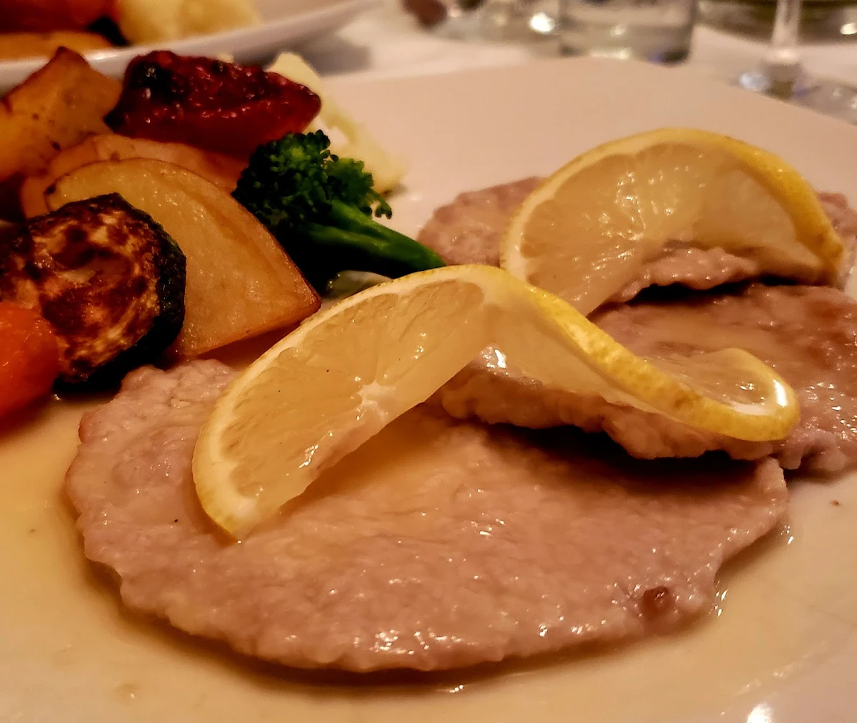 Escalope de Veau Au Citron, Restaurant La Vieille Banque