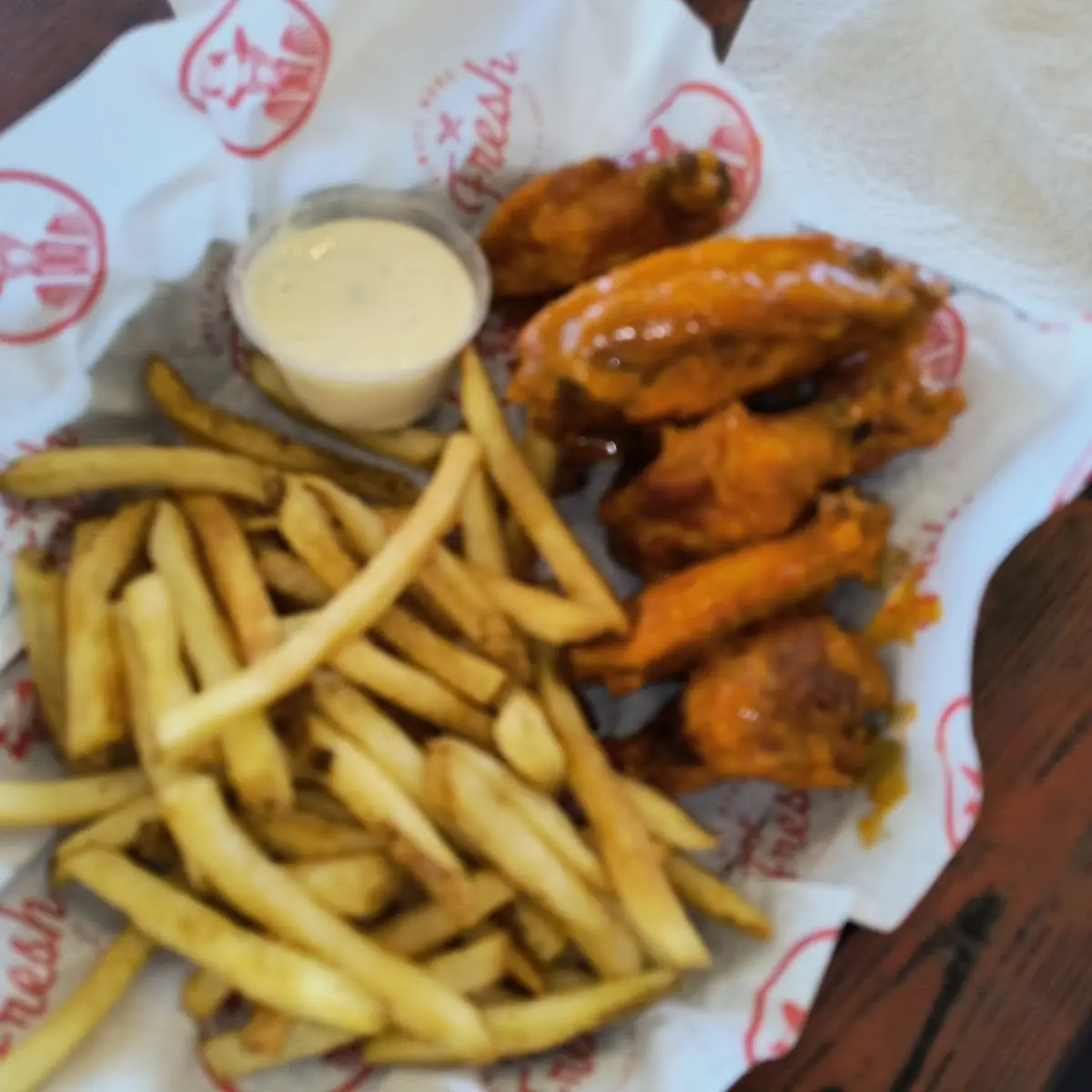 Chicken Wings with Fries