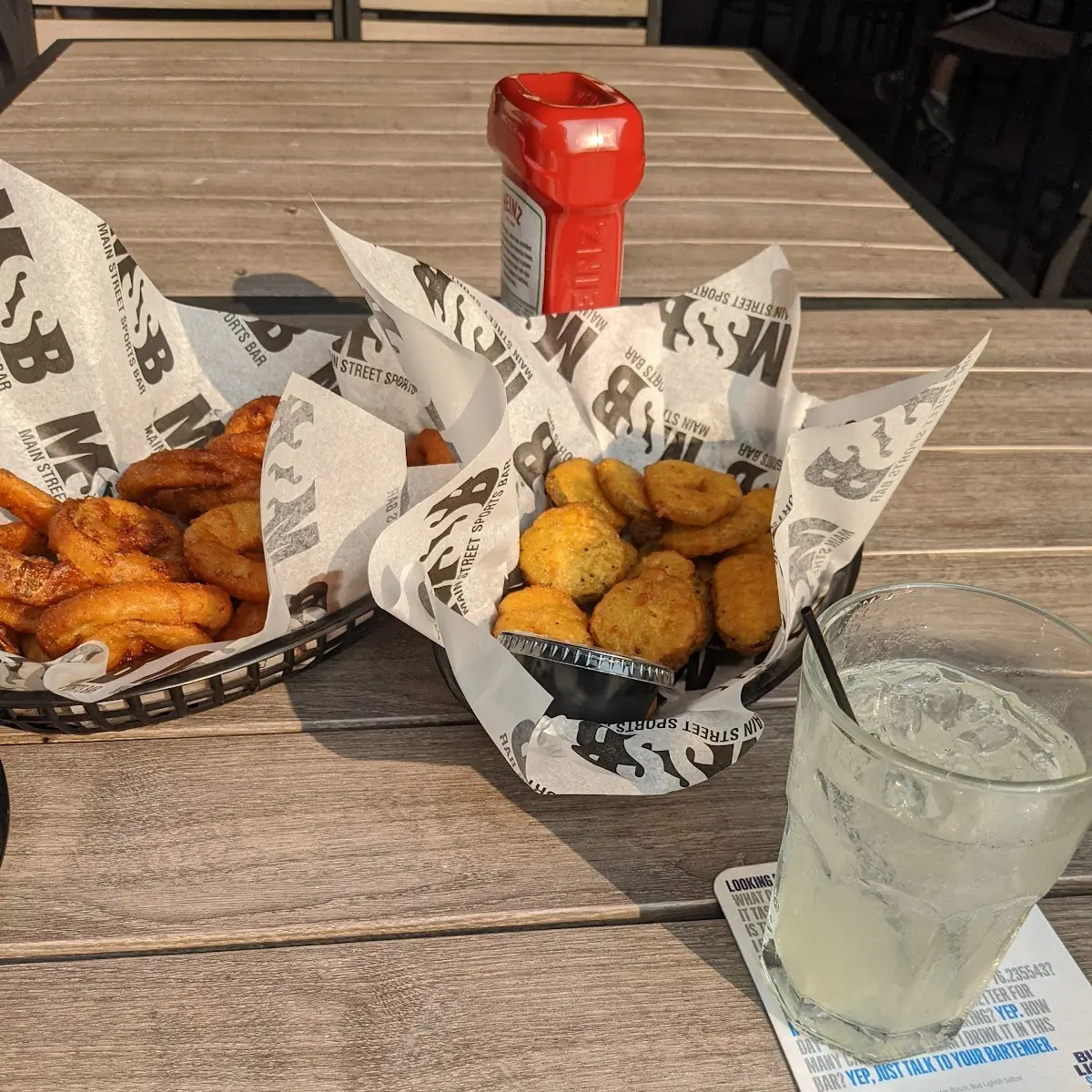 Onion Rings and Fried Dill Pickles