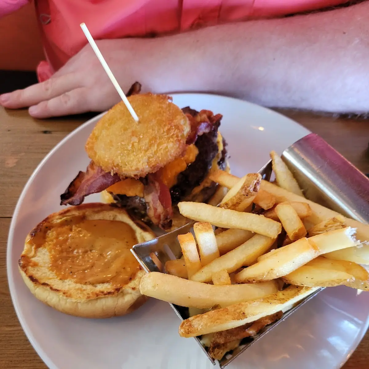 Angus Cheese Burger & Fries