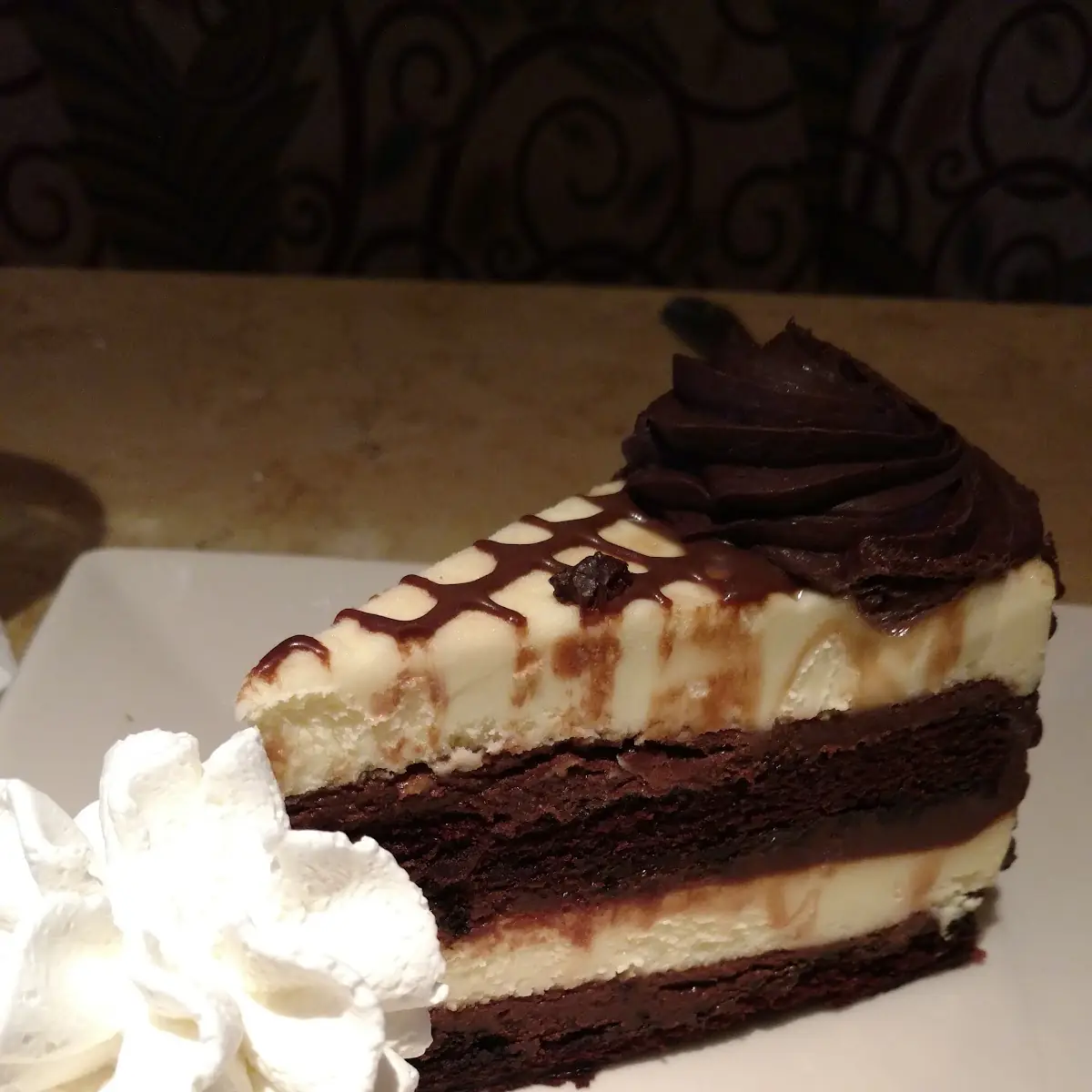 Ultimate Red Velvet Cake Cheesecake