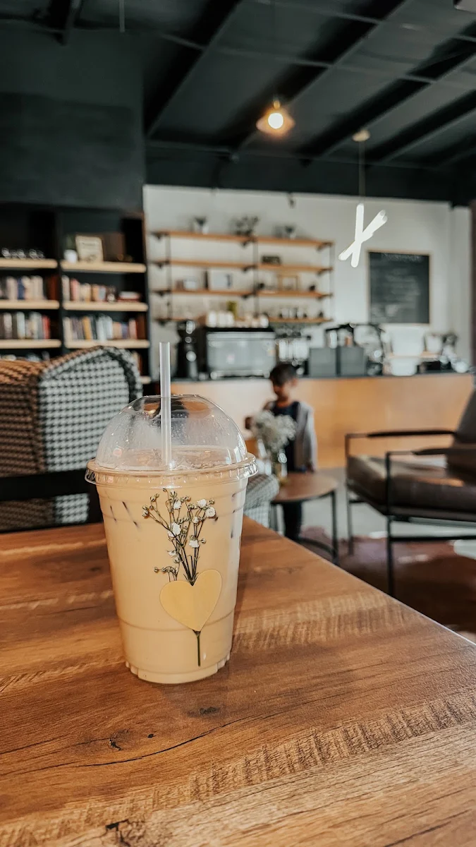 White Chocolate Iced Latte