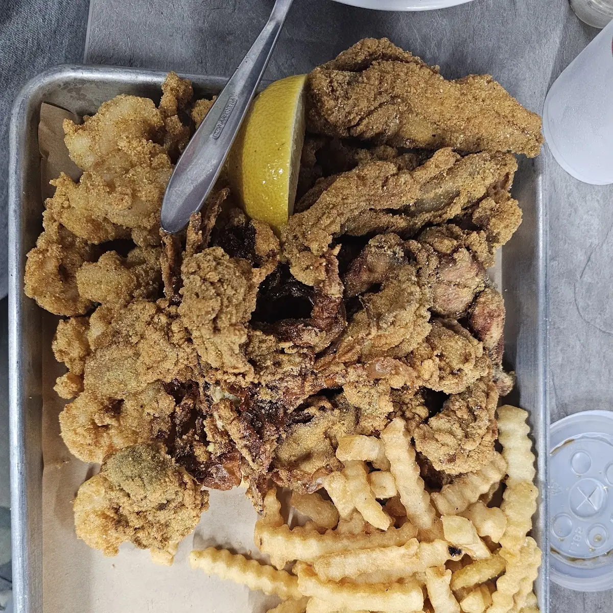 Dewey’S Ultimate Seafood Platter