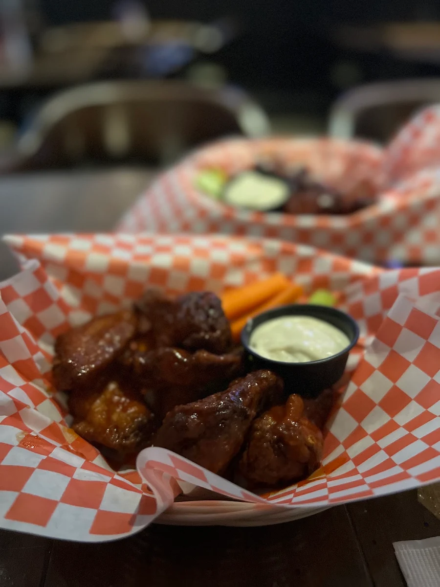 Famous Wings