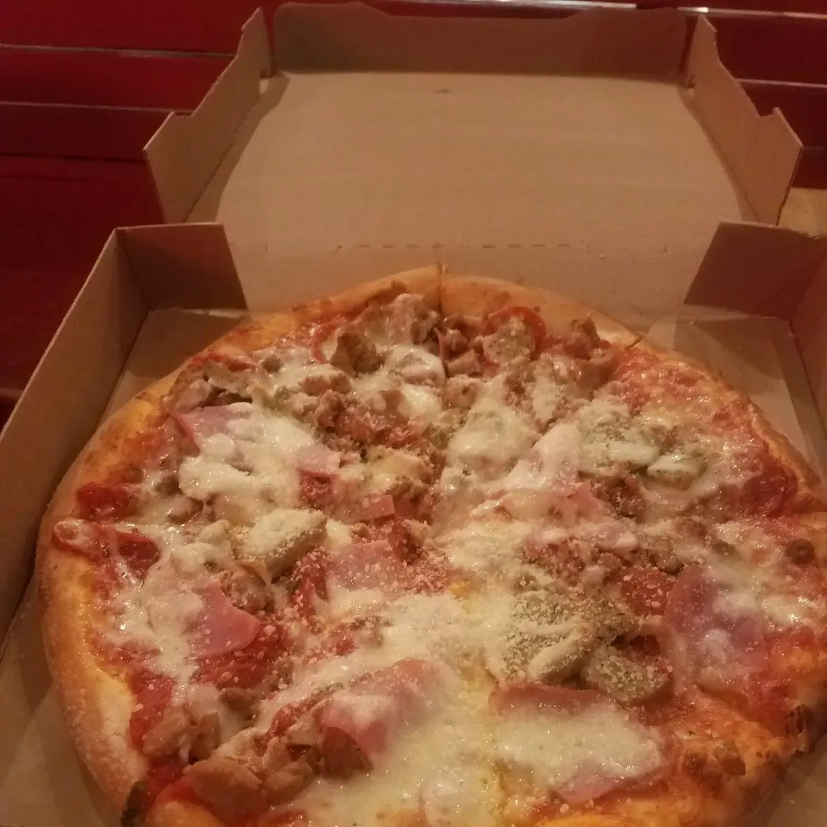 Extreme Meat Pizza