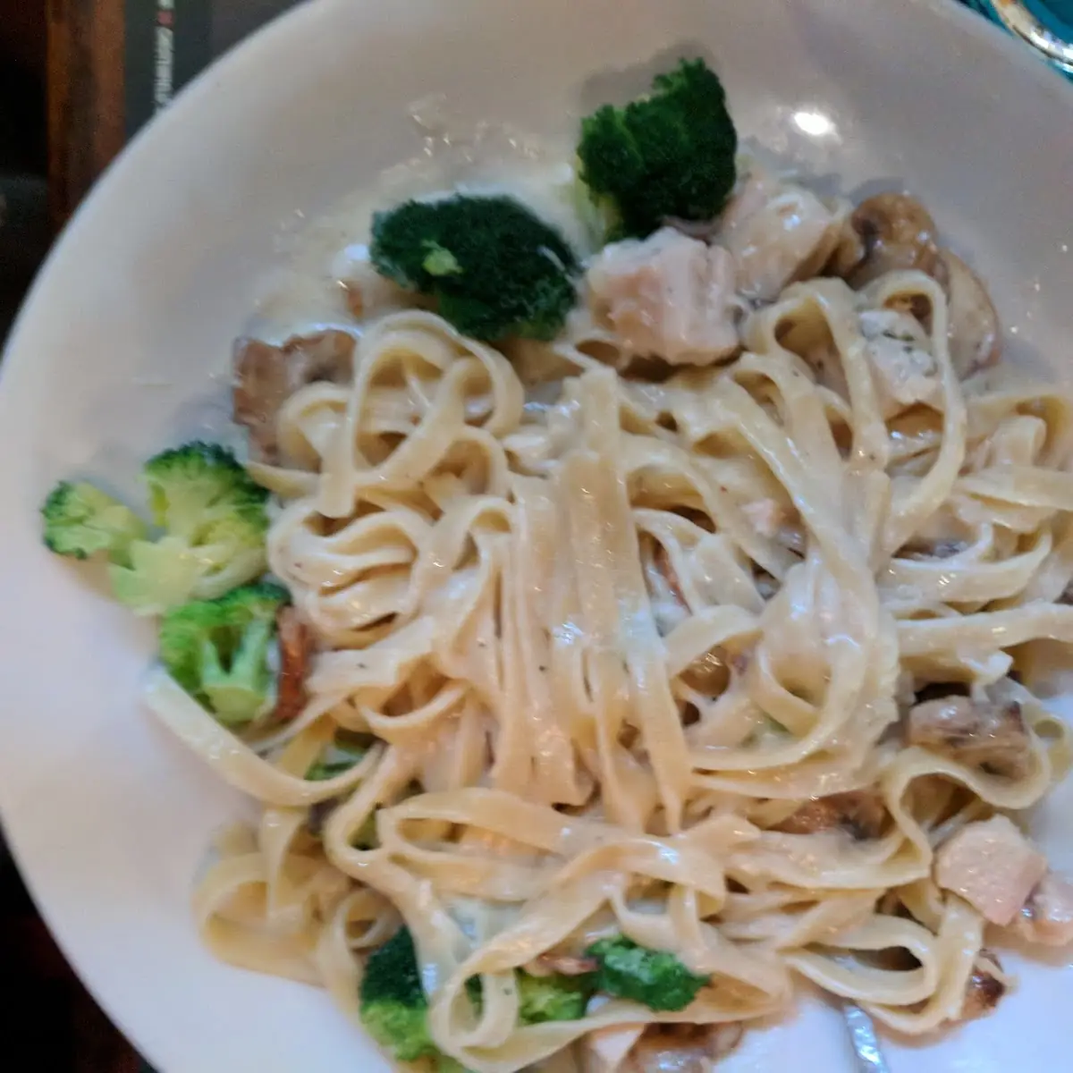 Chicken Alfredo Pasta
