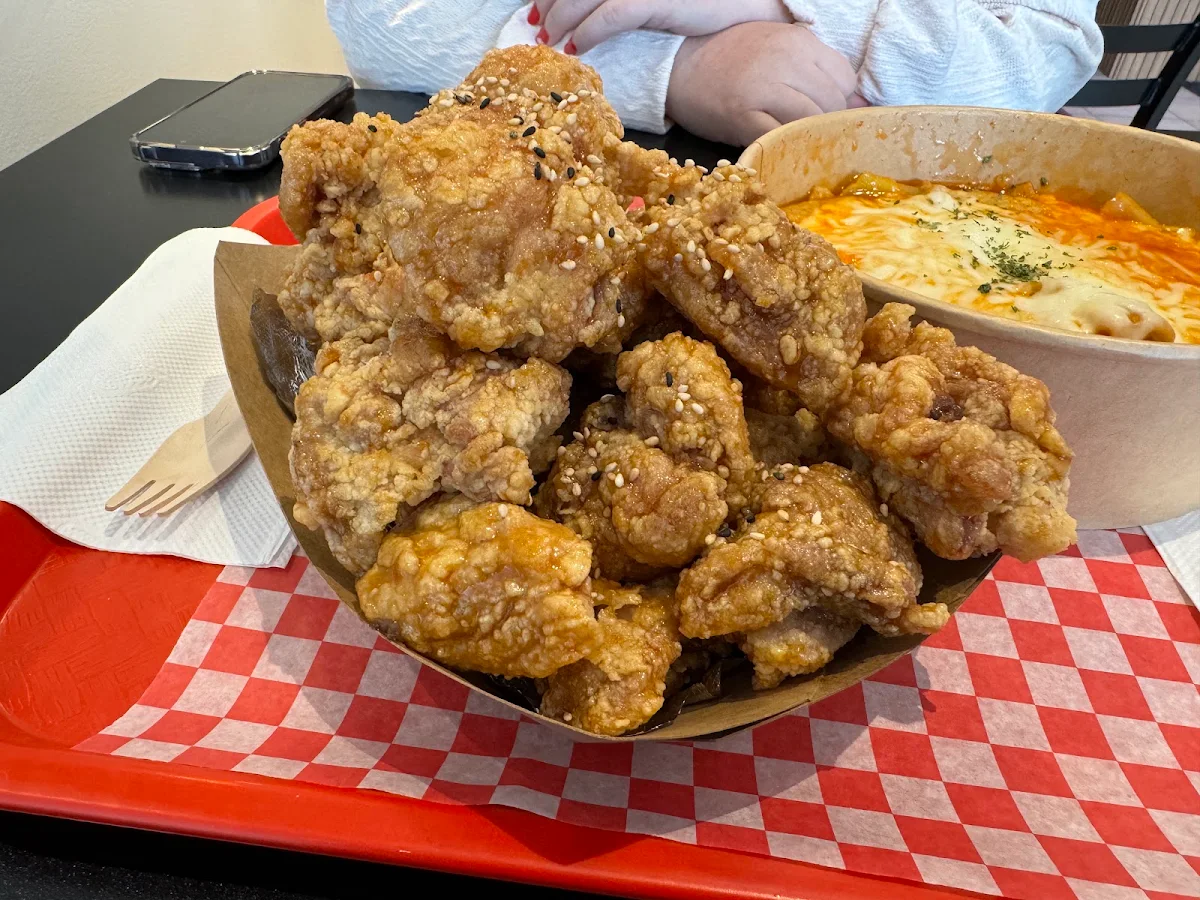 Garlic Soy Boneless Fried Chicken, Korean Restaurant Hodadak