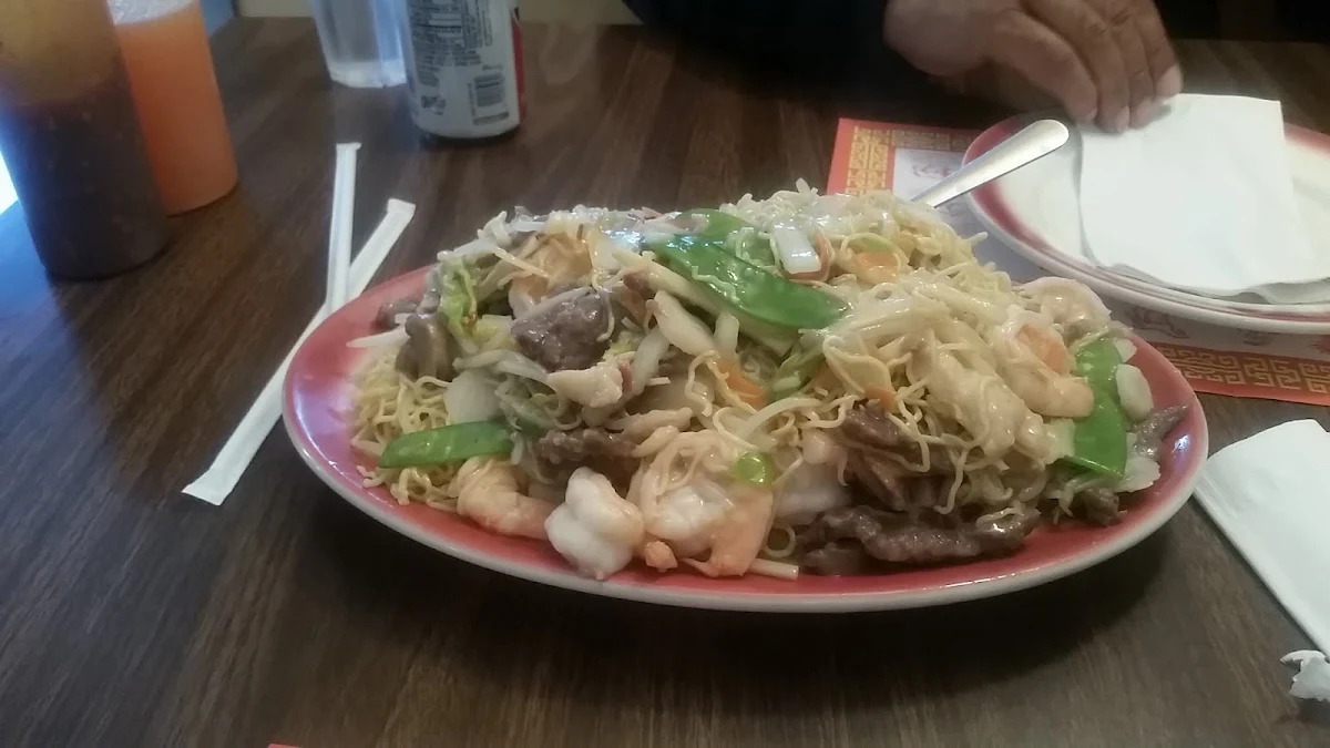 Happiness Chop Suey Shrimp Chicken & Beef