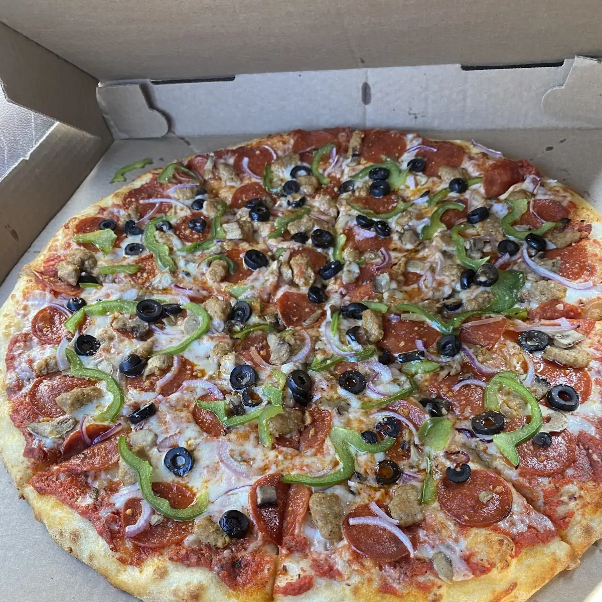 Large 18 Supreme Pizza