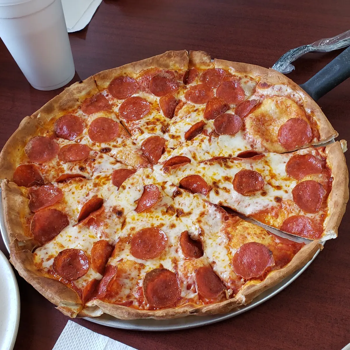 Pepperoni Pounder Pizza