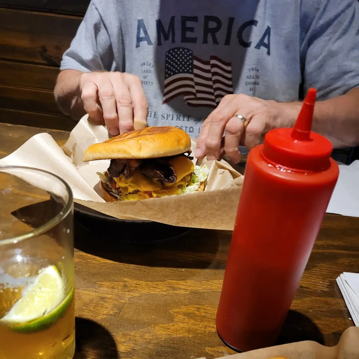Bacon Cheddar Burger