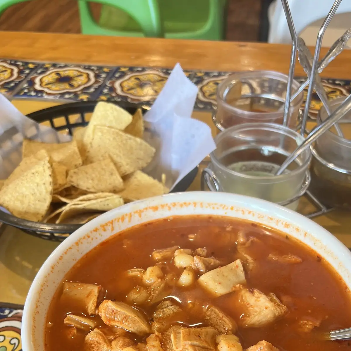Menudo Large Plate