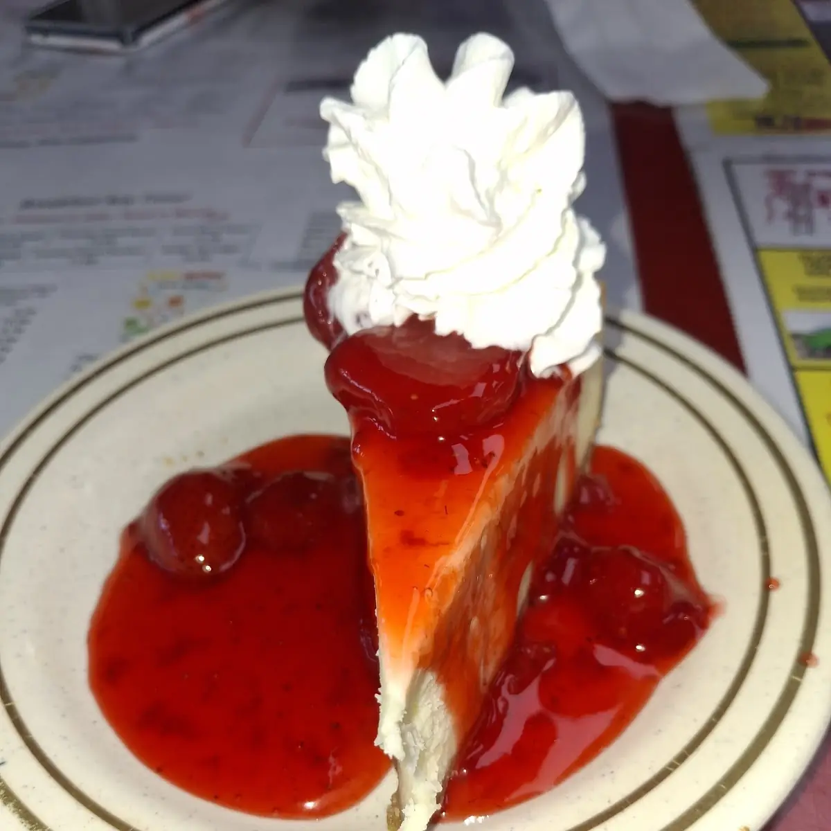 Cheese Cake with Strawberries