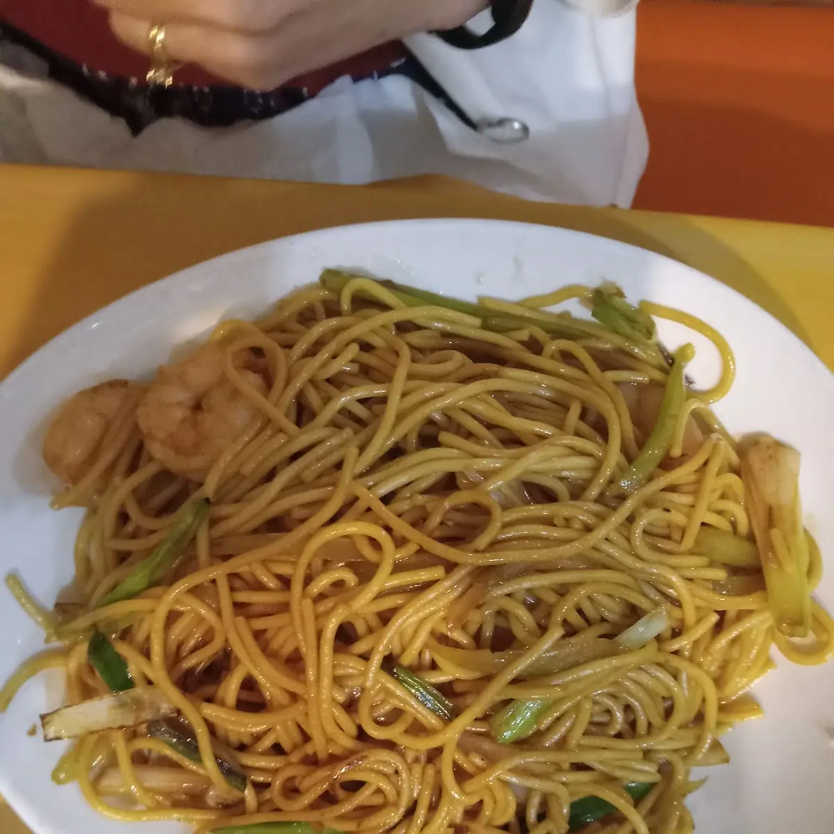Shrimp Kow Pan Fried Noodle
