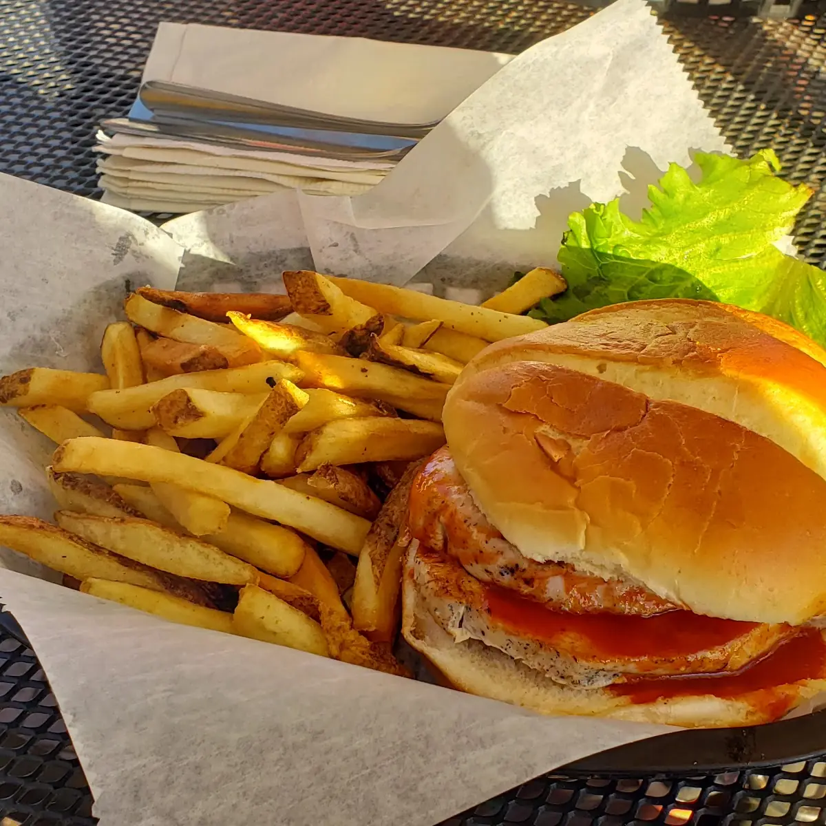 Speedo's Famous Burger