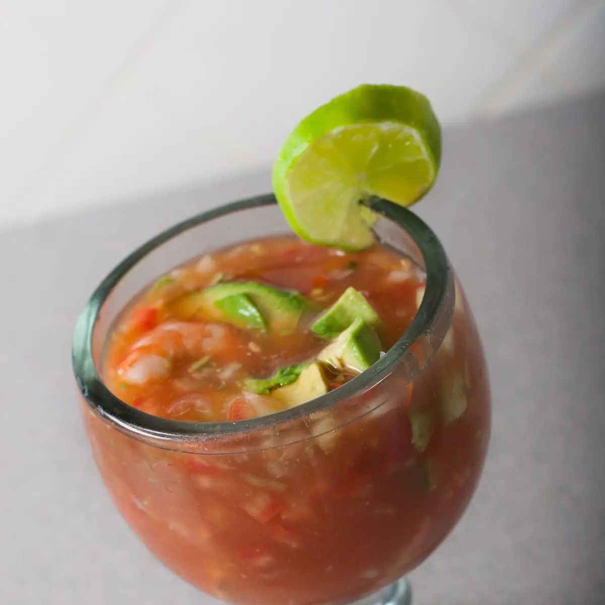 Camarones En Cocktail