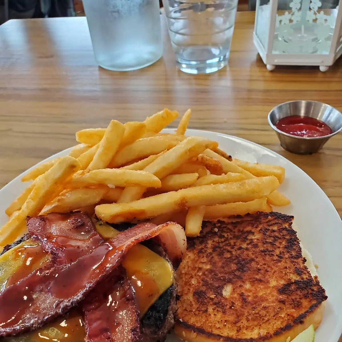 Bacon Cheeseburger