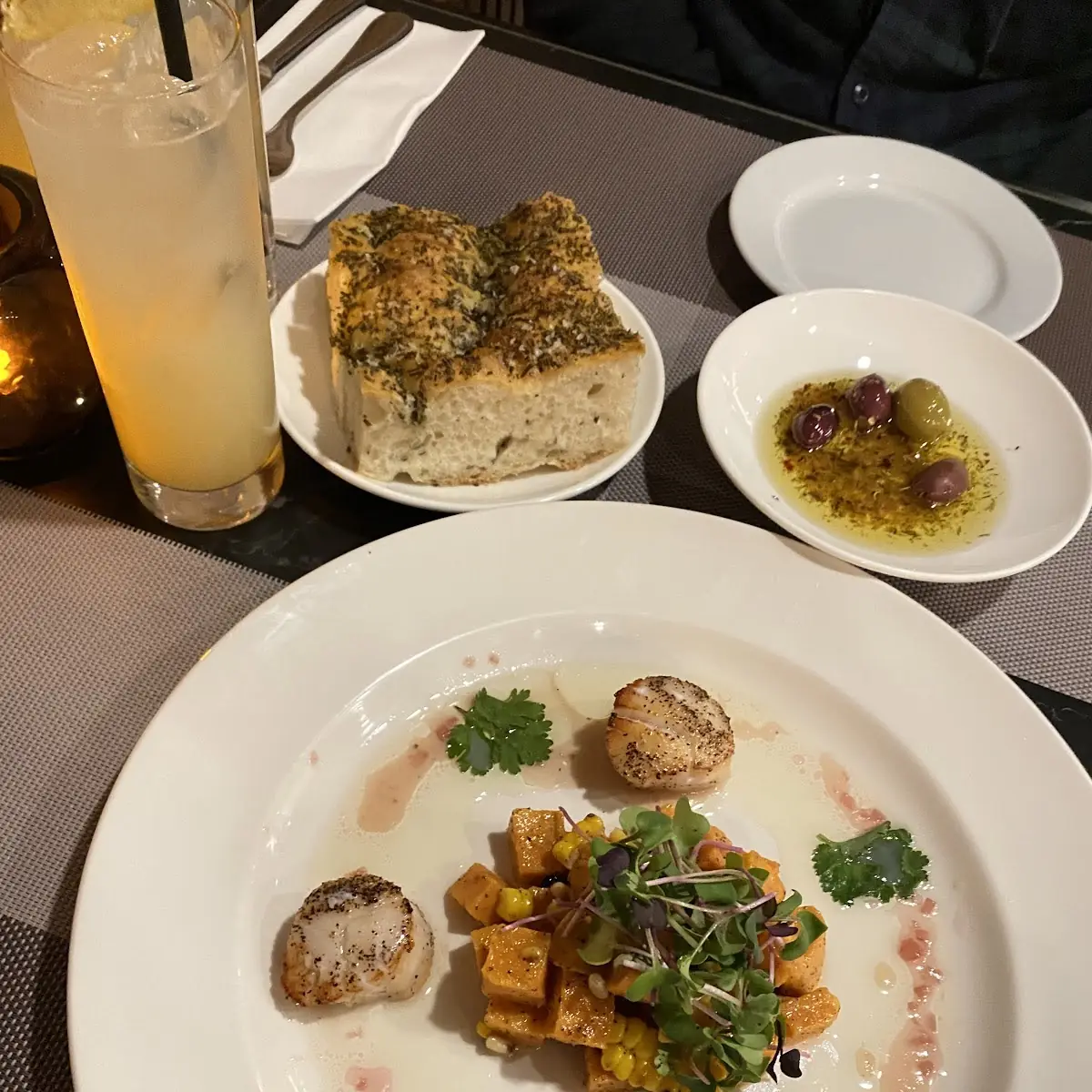 Bread and Oil, Casa Domenico