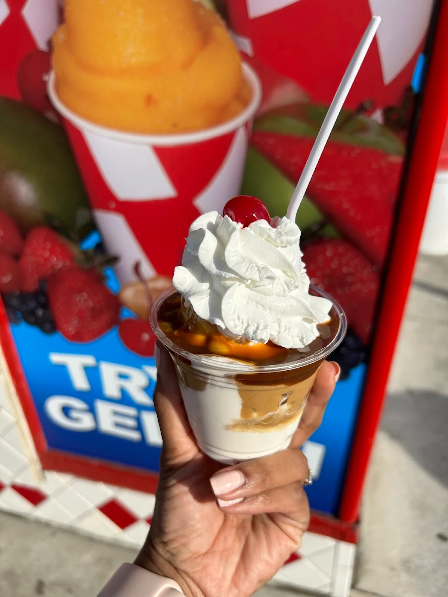 Vanilla Soft Serve Sundae