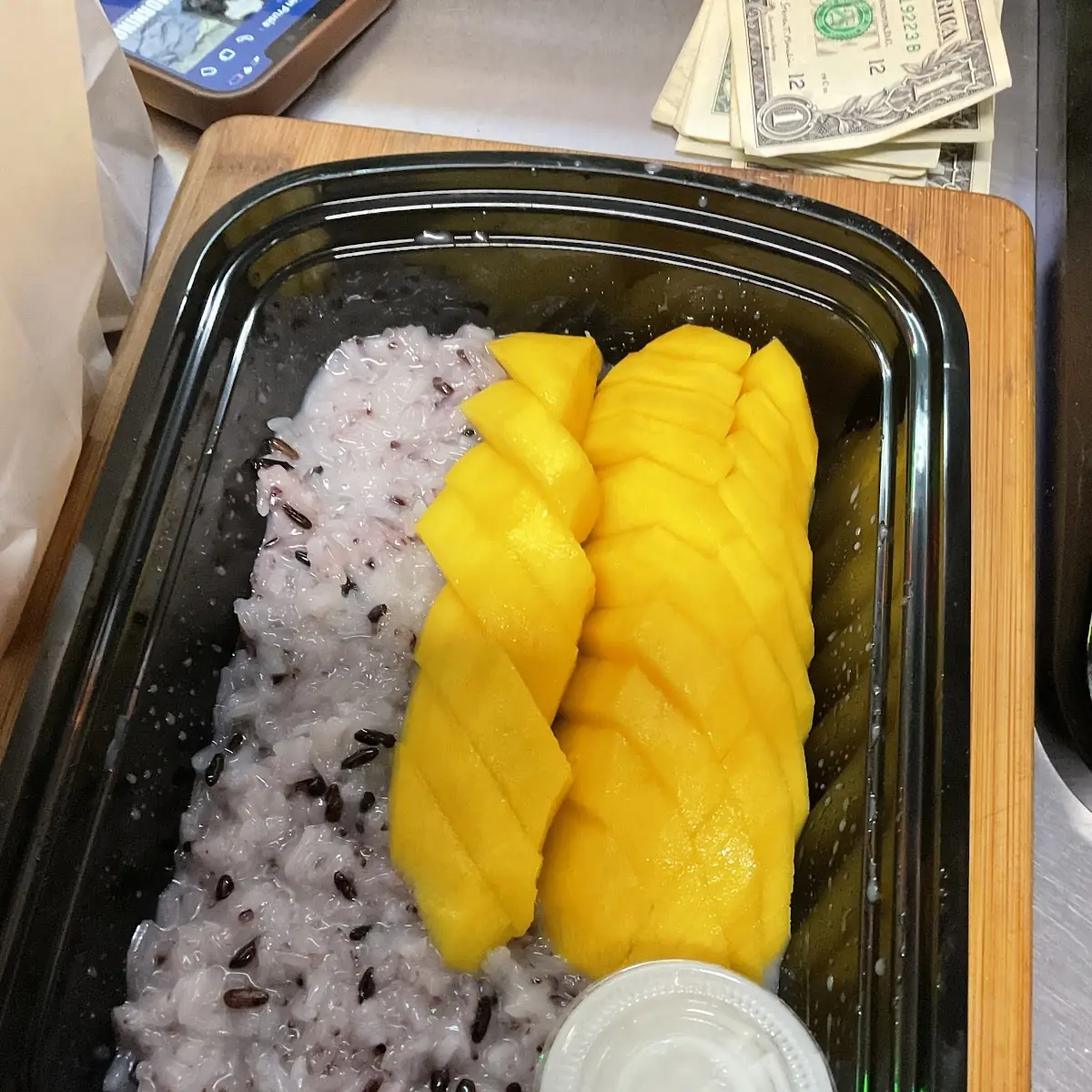 Mango & Sweet Sticky Rice