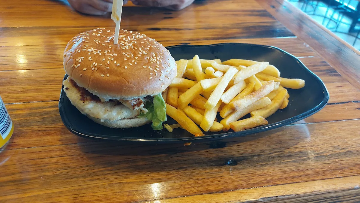 Highlights, Oporto Tarneit Drive Thru
