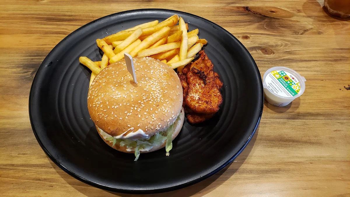 Portuguese Crispy Burger, Oporto Tarneit Drive Thru