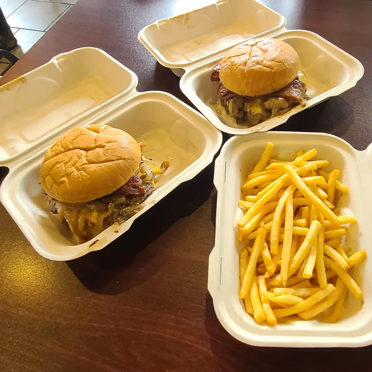 The El ranch0 Burger