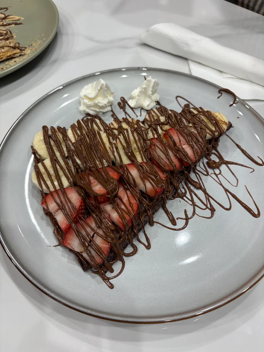 Nutella Banana and Strawberry Crepe