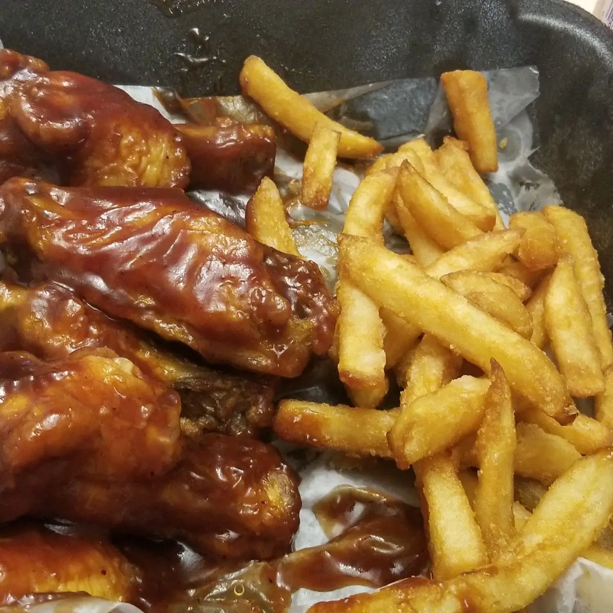 Buffalo Wings and Fries