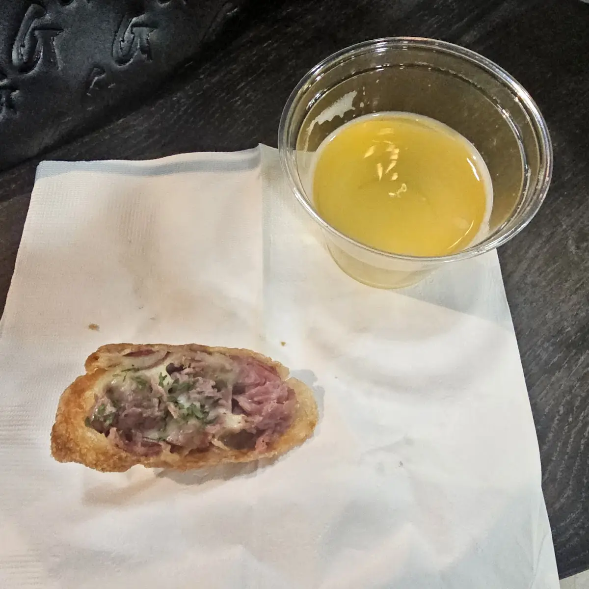 Corned Beef Egg Roll