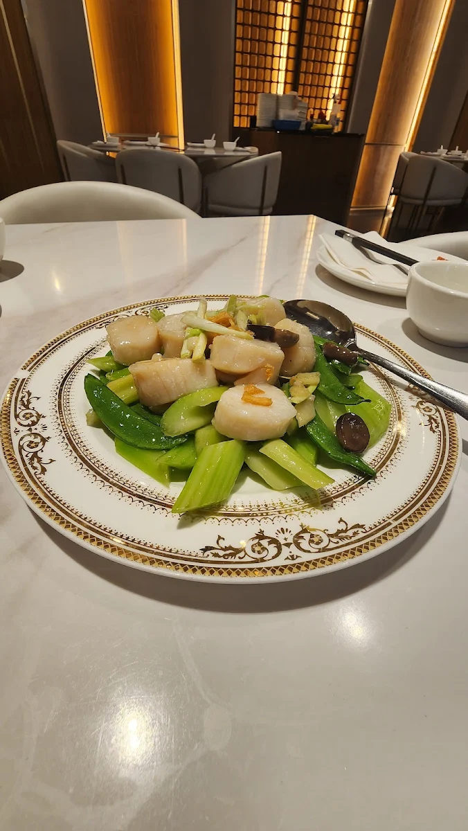 Highlights, Sun Sui Wah Seafood Restaurant