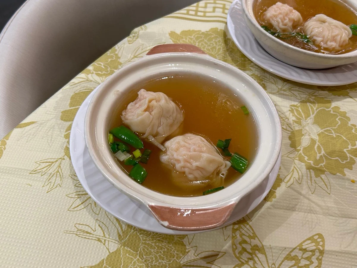 Wonton Soup, Sun Sui Wah Seafood Restaurant