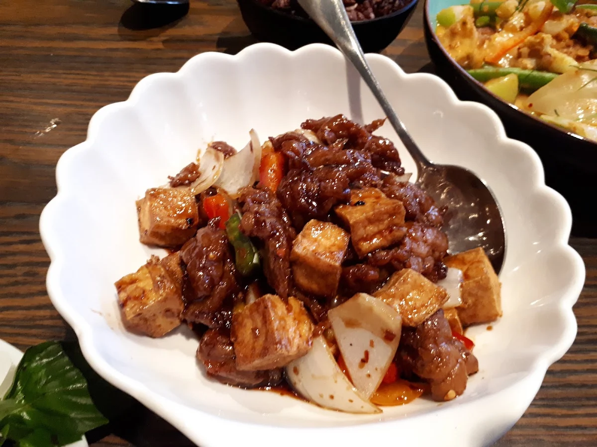 General Tao Chicken, Little Asia