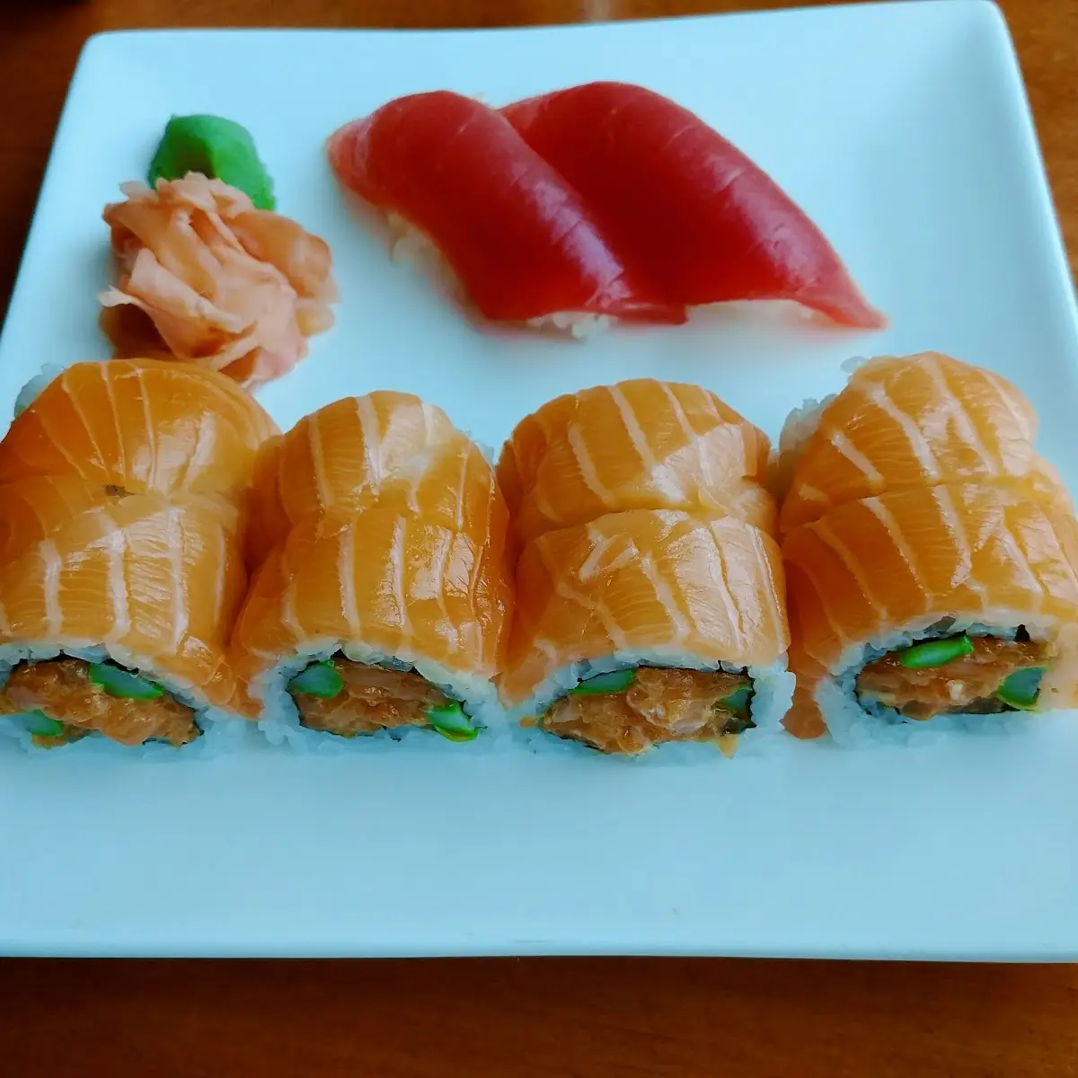 All About Salmon Roll and Tuna Nigiri
