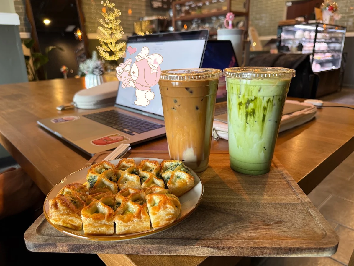 Latte Iced Matcha Latte