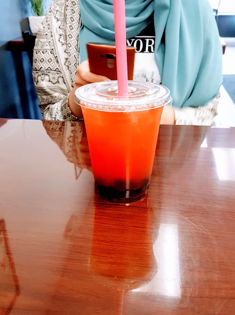 Passion Fruit Green Tea with Tapioca