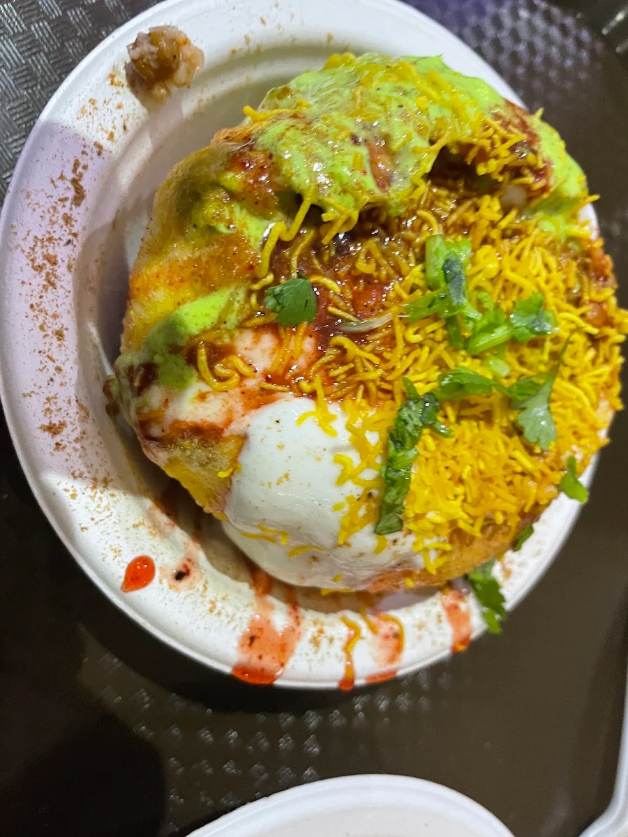 Raj Kachori, Chat Hut Sweets & Restaurant
