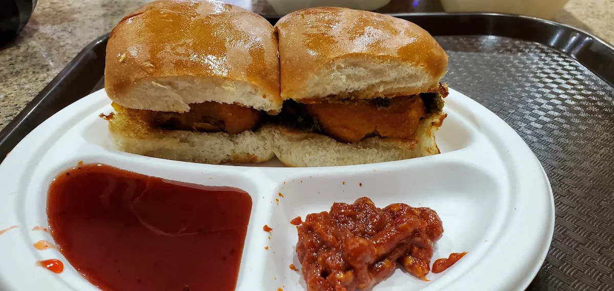 Vada Pav, Chat Hut Sweets & Restaurant