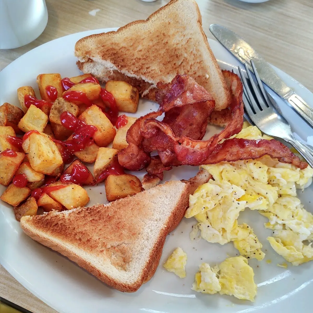 Scrambled Eggs Skillet Potatoes Crispy Bacon & Toast