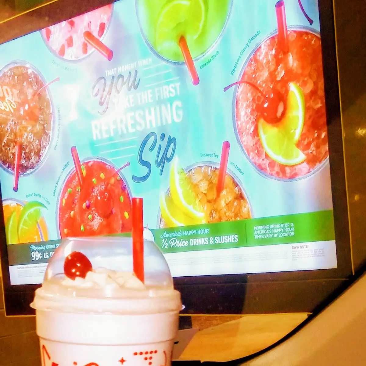 Classic Shakes Strawberry Ice Cream