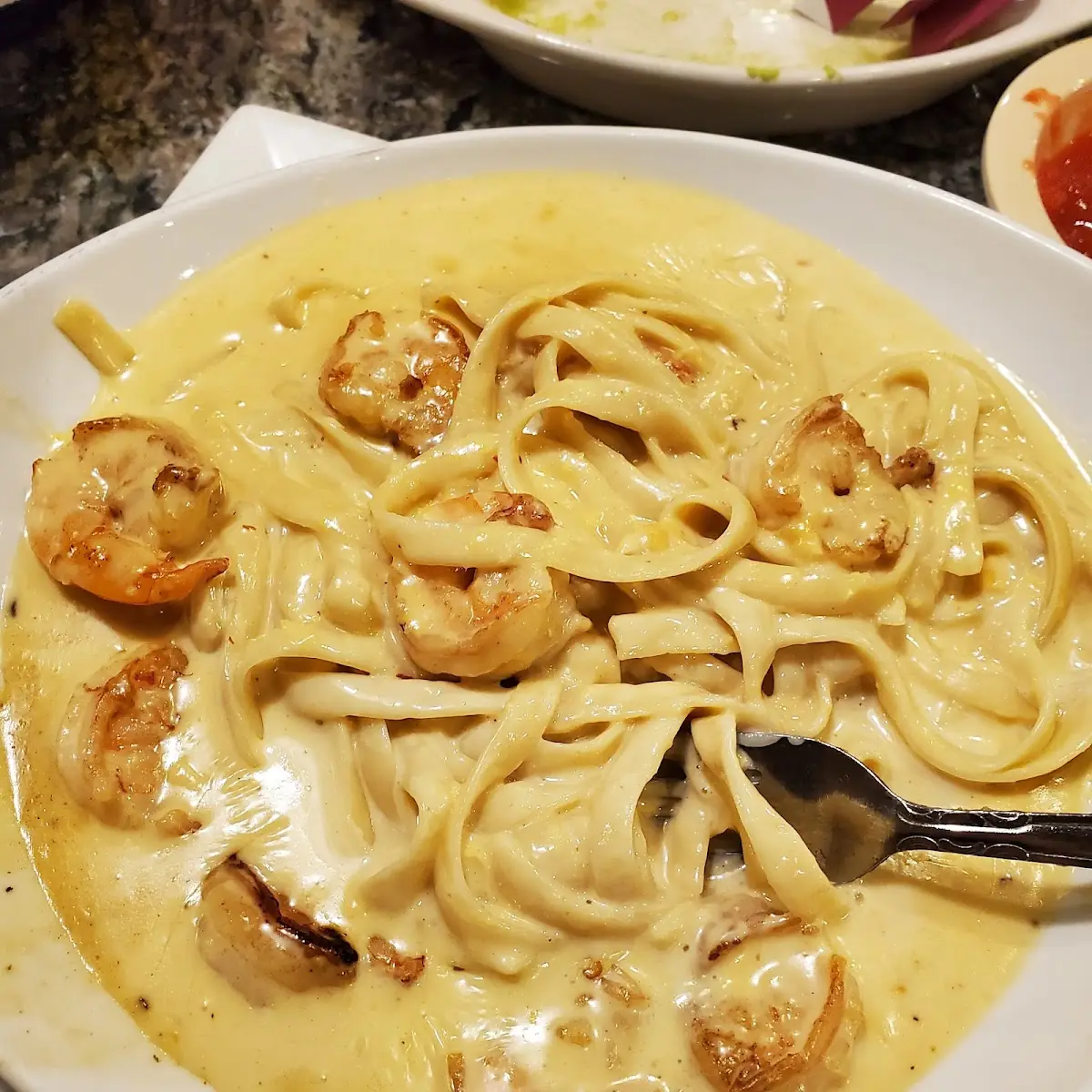 Shrimp Pasta and Cheese Sauce
