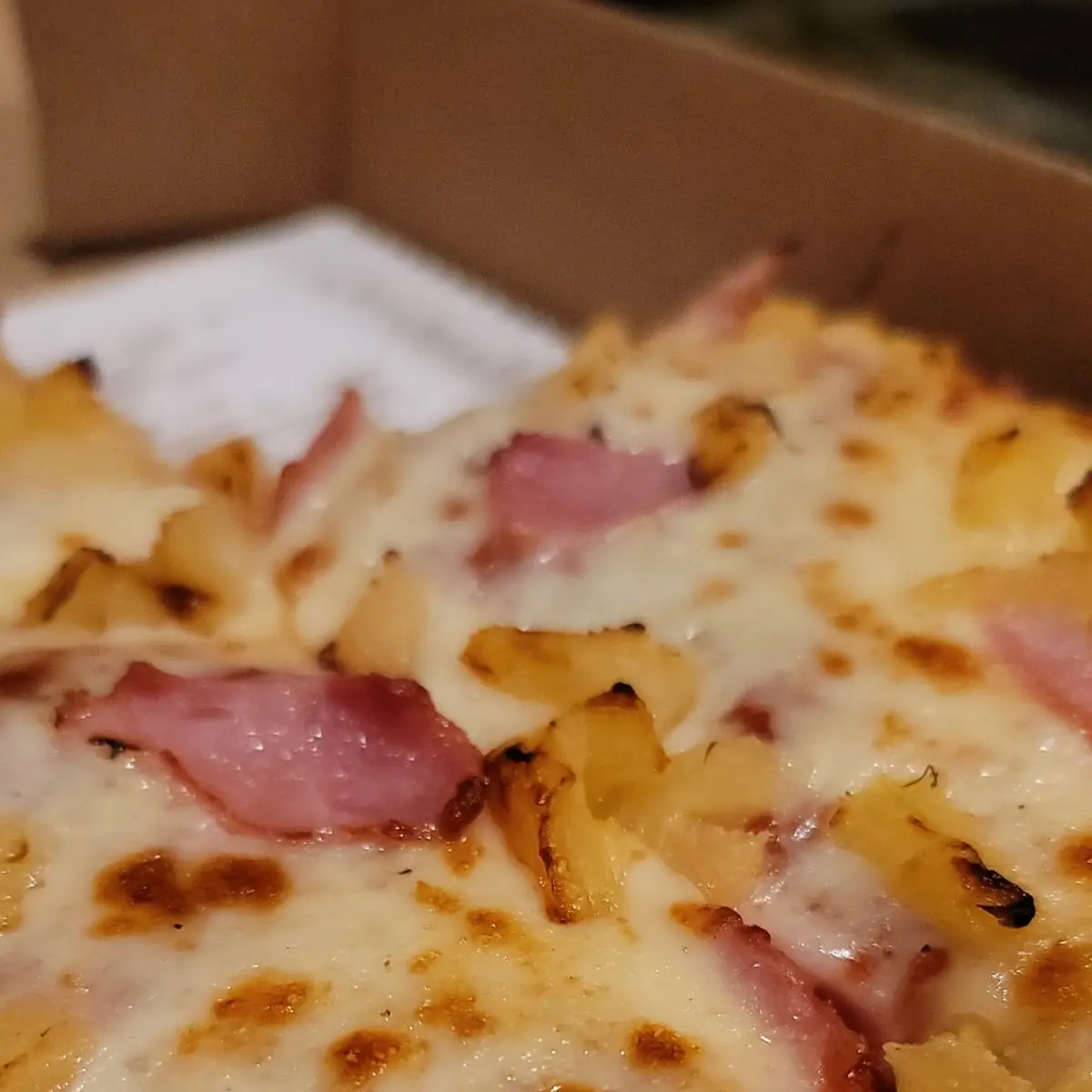 Hawaiian Pizza